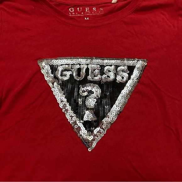 Guess Sequin Logo Triangle Red Baby Tee Women’s Size Medium T-Shirt Y2K - Picture 3 of 14